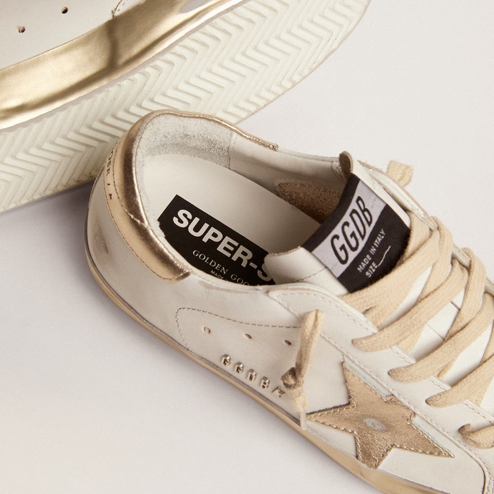 Golden Goose Women's Super-Star with gold sparkle foxing and metal studs Sz 41 - Picture 4 of 12
